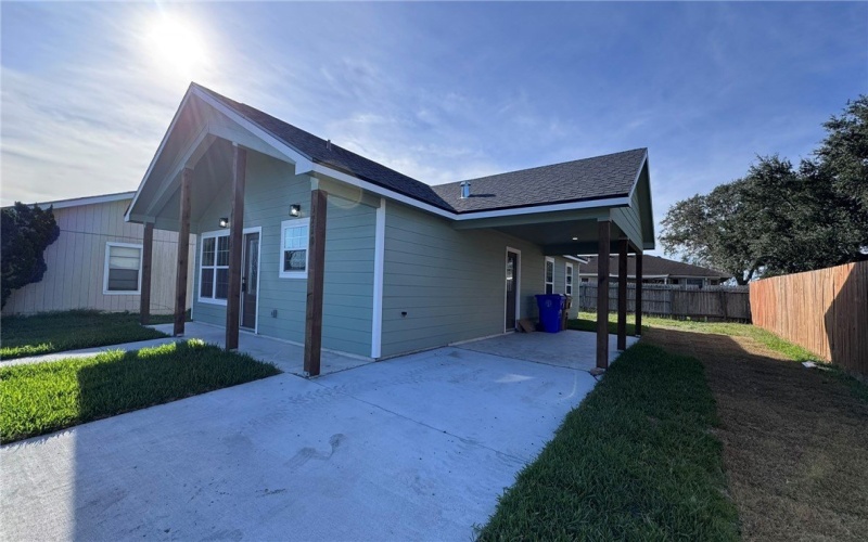 1710 Citation Drive, Corpus Christi, TX 78417, 3 Bedrooms Bedrooms, ,2 BathroomsBathrooms,Residential,For Sale,1710 Citation Drive,0,470007