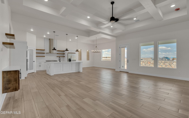 13393 EMERALD PEARL Drive, Horizon City, TX 79928, 3 Bedrooms Bedrooms, ,2 BathroomsBathrooms,Residential,For Sale,13393 EMERALD PEARL Drive,0,936439