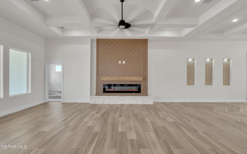 13393 EMERALD PEARL Drive, Horizon City, TX 79928, 3 Bedrooms Bedrooms, ,2 BathroomsBathrooms,Residential,For Sale,13393 EMERALD PEARL Drive,0,936439