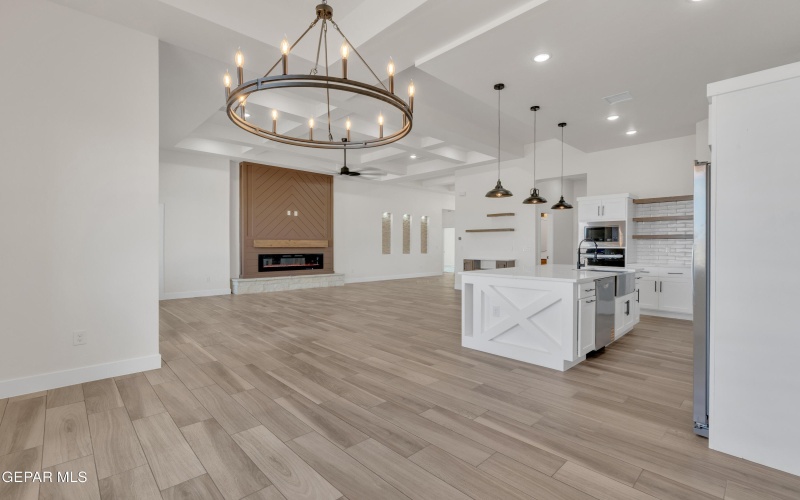 13393 EMERALD PEARL Drive, Horizon City, TX 79928, 3 Bedrooms Bedrooms, ,2 BathroomsBathrooms,Residential,For Sale,13393 EMERALD PEARL Drive,0,936439