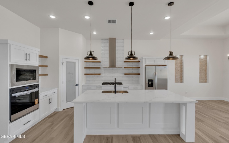 13393 EMERALD PEARL Drive, Horizon City, TX 79928, 3 Bedrooms Bedrooms, ,2 BathroomsBathrooms,Residential,For Sale,13393 EMERALD PEARL Drive,0,936439