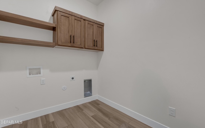 13393 EMERALD PEARL Drive, Horizon City, TX 79928, 3 Bedrooms Bedrooms, ,2 BathroomsBathrooms,Residential,For Sale,13393 EMERALD PEARL Drive,0,936439