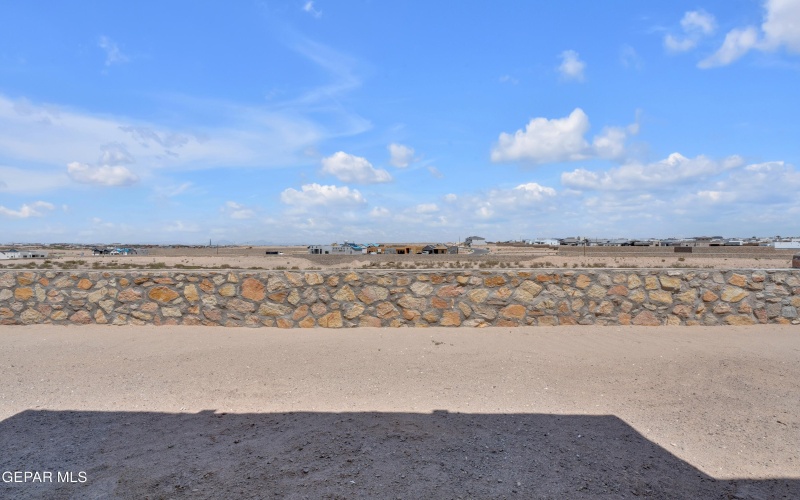 13393 EMERALD PEARL Drive, Horizon City, TX 79928, 3 Bedrooms Bedrooms, ,2 BathroomsBathrooms,Residential,For Sale,13393 EMERALD PEARL Drive,0,936439