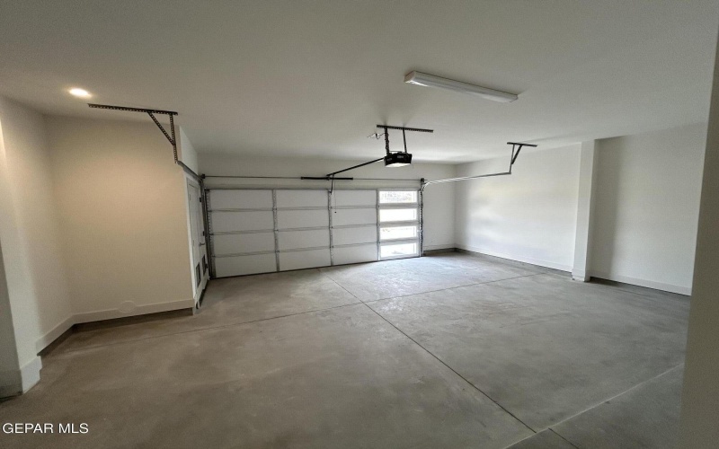 201 DESERT PASS Street unit: 1 #1, El Paso, TX 79912, 3 Habitaciones Habitaciones , ,3 BañosBaños,Residential,En Venta,201 DESERT PASS Street unit: 1,0,936470