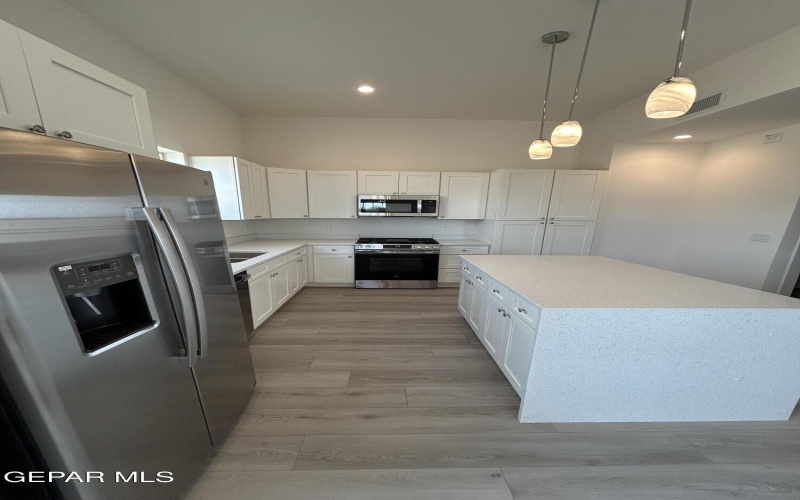 201 DESERT PASS Street unit: 1 #1, El Paso, TX 79912, 3 Habitaciones Habitaciones , ,3 BañosBaños,Residential,En Venta,201 DESERT PASS Street unit: 1,0,936470