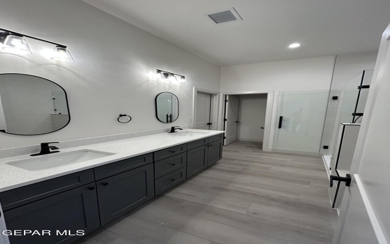 201 DESERT PASS Street unit: 2 #2, El Paso, TX 79912, 3 Bedrooms Bedrooms, ,3 BathroomsBathrooms,Residential,For Sale,201 DESERT PASS Street unit: 2,0,936471