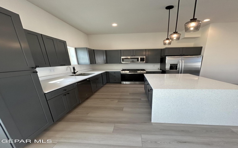 201 DESERT PASS Street unit: 3 #3, El Paso, TX 79912, 3 Bedrooms Bedrooms, ,3 BathroomsBathrooms,Residential,For Sale,201 DESERT PASS Street unit: 3,0,936472