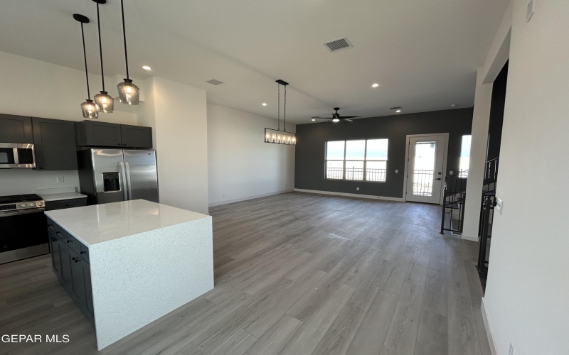 201 DESERT PASS Street unit: 3 #3, El Paso, TX 79912, 3 Bedrooms Bedrooms, ,3 BathroomsBathrooms,Residential,For Sale,201 DESERT PASS Street unit: 3,0,936472