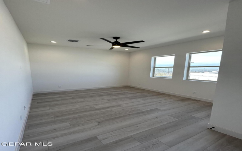 201 DESERT PASS Street unit: 4 #4, El Paso, TX 79912, 3 Bedrooms Bedrooms, ,3 BathroomsBathrooms,Residential,For Sale,201 DESERT PASS Street unit: 4,0,936473