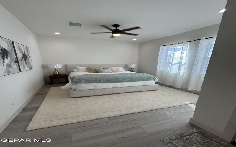 201 DESERT PASS Street unit: 5 #5, El Paso, TX 79912, 3 Habitaciones Habitaciones , ,3 BañosBaños,Residential,En Venta,201 DESERT PASS Street unit: 5,0,936474