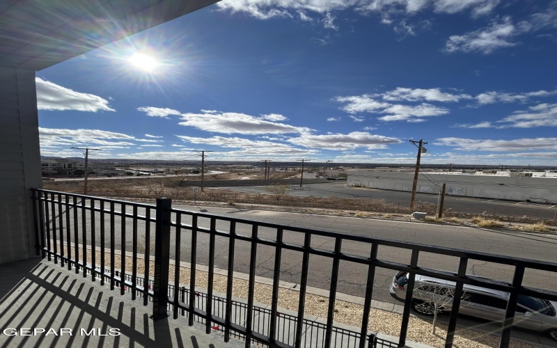 201 DESERT PASS Street unit: 5 #5, El Paso, TX 79912, 3 Habitaciones Habitaciones , ,3 BañosBaños,Residential,En Venta,201 DESERT PASS Street unit: 5,0,936474