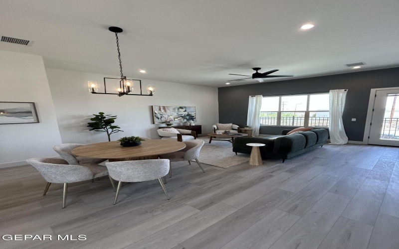 201 DESERT PASS Street unit: 5 #5, El Paso, TX 79912, 3 Habitaciones Habitaciones , ,3 BañosBaños,Residential,En Venta,201 DESERT PASS Street unit: 5,0,936474