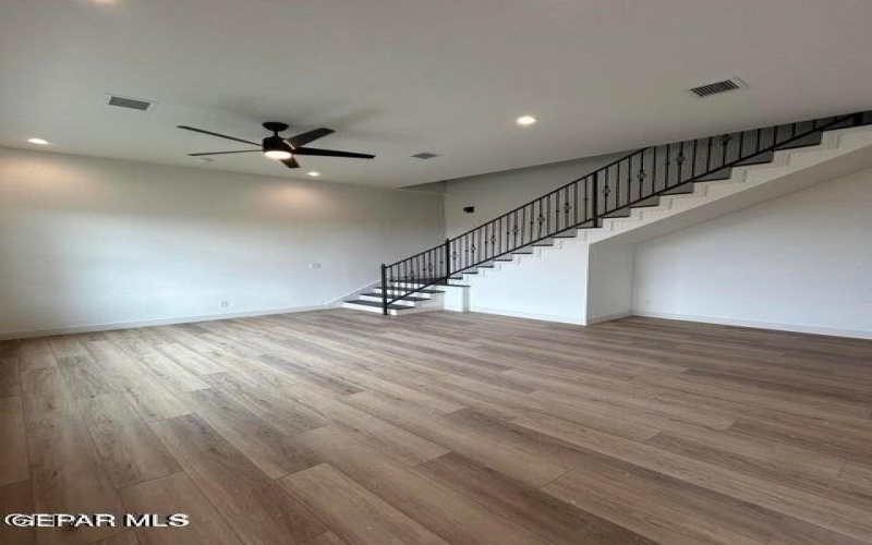 201 DESERT PASS Street unit: 7 #7, El Paso, TX 79912, 3 Bedrooms Bedrooms, ,2 BathroomsBathrooms,Residential,For Sale,201 DESERT PASS Street unit: 7,0,936476