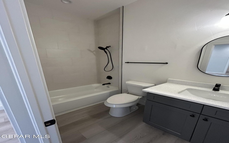 201 DESERT PASS Street unit: 9 #9, El Paso, TX 79912, 3 Habitaciones Habitaciones , ,2 BañosBaños,Residential,En Venta,201 DESERT PASS Street unit: 9,0,936477