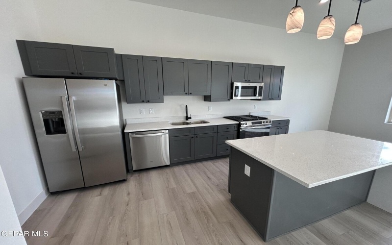 201 DESERT PASS Street unit: 9 #9, El Paso, TX 79912, 3 Habitaciones Habitaciones , ,2 BañosBaños,Residential,En Venta,201 DESERT PASS Street unit: 9,0,936477