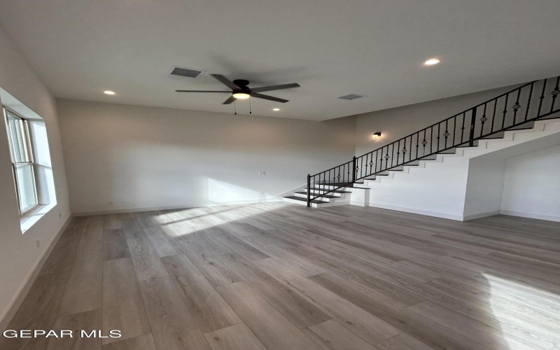 201 DESERT PASS Street unit: 9 #9, El Paso, TX 79912, 3 Habitaciones Habitaciones , ,2 BañosBaños,Residential,En Venta,201 DESERT PASS Street unit: 9,0,936477