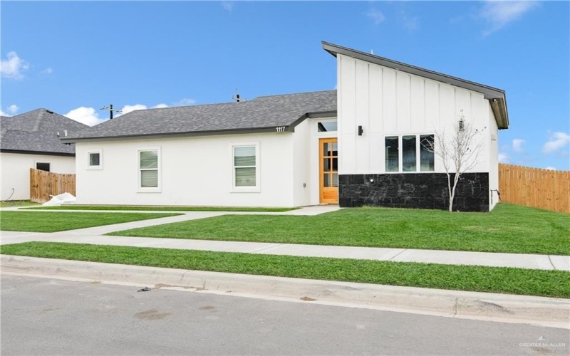 1117 E Costa Del Sol Avenue, Edinburg, TX 78542, 3 Habitaciones Habitaciones , ,2 BañosBaños,Residential,En Venta,1117 E Costa Del Sol Avenue,0,492134