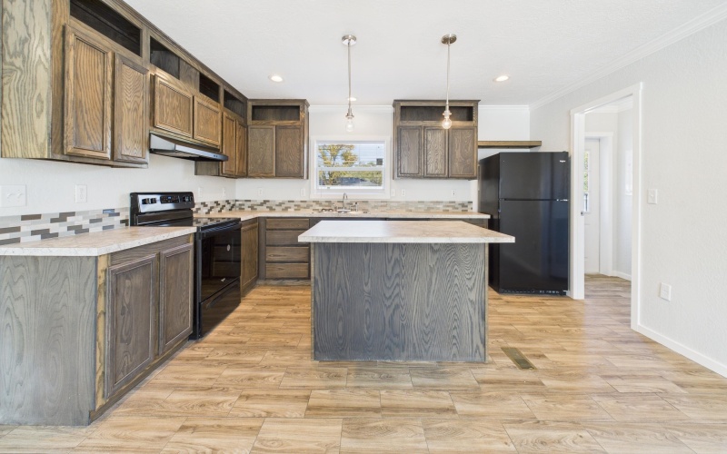 1109 W Waylon Jennings Boulevard, Littlefield, TX 79339, 3 Bedrooms Bedrooms, ,2 BathroomsBathrooms,Residential,For Sale,1109 W Waylon Jennings Boulevard,0,202600644