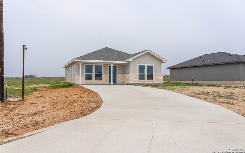 140 Camino Verde, La Vernia, TX 78121, 3 Bedrooms Bedrooms, ,2 BathroomsBathrooms,Residential,For Sale,140 Camino Verde,0,1933352