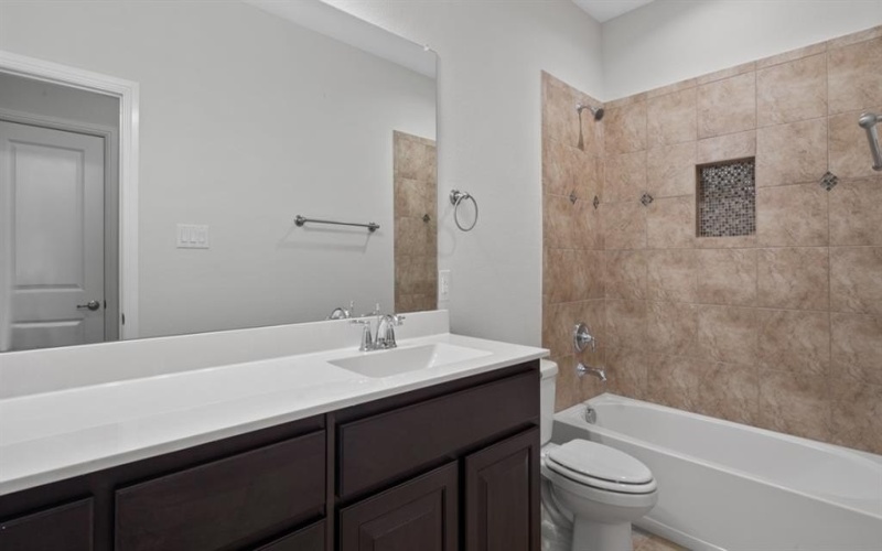 10622 CHERRY TREE Way, Grand Prairie, TX 46065, 4 Habitaciones Habitaciones , ,2 BañosBaños,Residential,En Venta,10622 CHERRY TREE Way,0,20270723