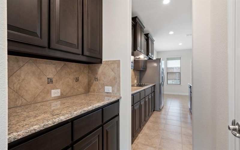 10622 CHERRY TREE Way, Grand Prairie, TX 46065, 4 Habitaciones Habitaciones , ,2 BañosBaños,Residential,En Venta,10622 CHERRY TREE Way,0,20270723