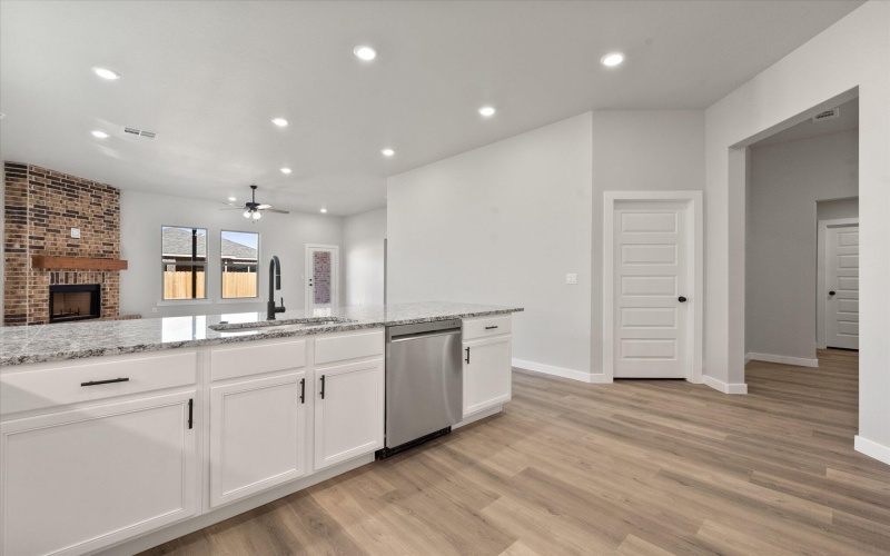 2928 138th Place, Lubbock, TX 79423, 3 Bedrooms Bedrooms, ,2 BathroomsBathrooms,Residential,For Sale,2928 138th Place,202553137