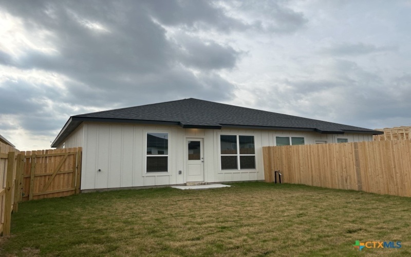 3809 Sugar Hackberry Trail unit: B #B, Killeen, TX 76542, 3 Bedrooms Bedrooms, ,2 BathroomsBathrooms,Residential Multi Family,For Sale,3809 Sugar Hackberry Trail unit: B,0,601870