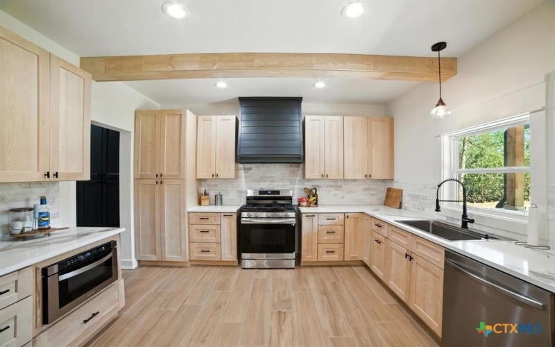 280 Bali Hai Lane, Bastrop, TX 78602, 4 Bedrooms Bedrooms, ,2 BathroomsBathrooms,Residential,For Sale,280 Bali Hai Lane,0,601891