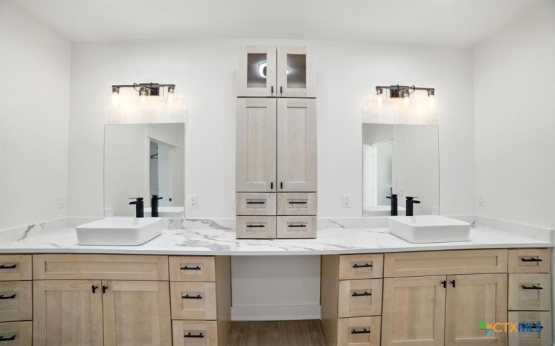 280 Bali Hai Lane, Bastrop, TX 78602, 4 Bedrooms Bedrooms, ,2 BathroomsBathrooms,Residential,For Sale,280 Bali Hai Lane,0,601891