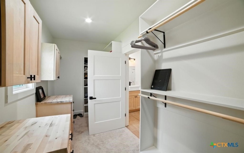 280 Bali Hai Lane, Bastrop, TX 78602, 4 Bedrooms Bedrooms, ,2 BathroomsBathrooms,Residential,For Sale,280 Bali Hai Lane,0,601891