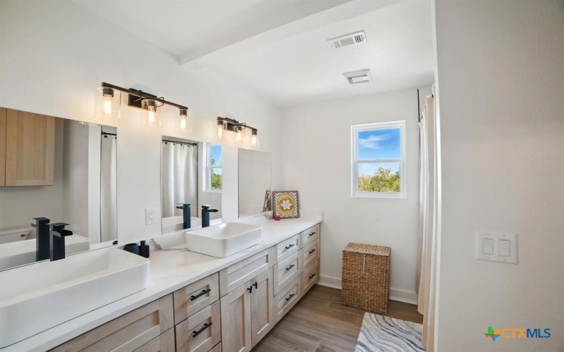 280 Bali Hai Lane, Bastrop, TX 78602, 4 Bedrooms Bedrooms, ,2 BathroomsBathrooms,Residential,For Sale,280 Bali Hai Lane,0,601891