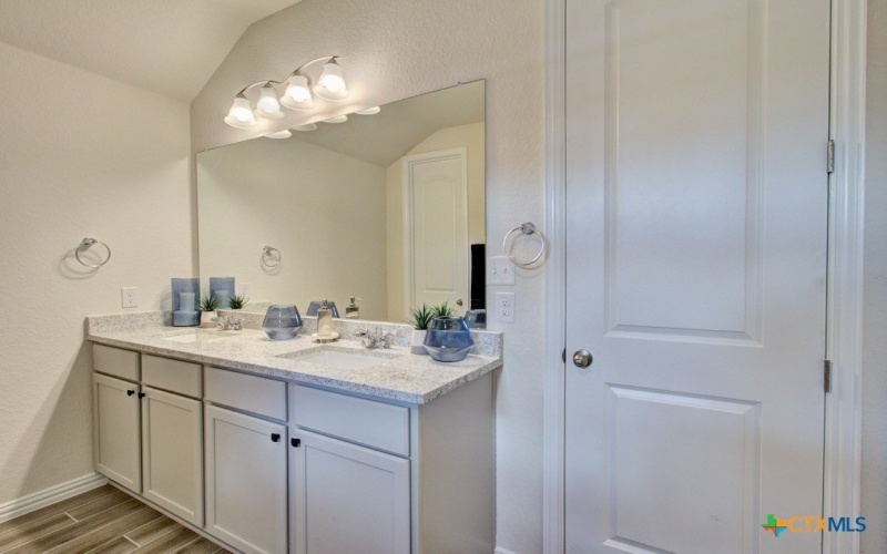 1243 Casetta Run, New Braunfels, TX 78130, 3 Habitaciones Habitaciones , ,2 BañosBaños,Residential,En Venta,1243 Casetta Run,0,601894