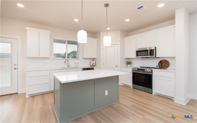 8523 Glade Drive, Temple, TX 76502, 4 Bedrooms Bedrooms, ,2 BathroomsBathrooms,Residential,For Sale,8523 Glade Drive,0,601908