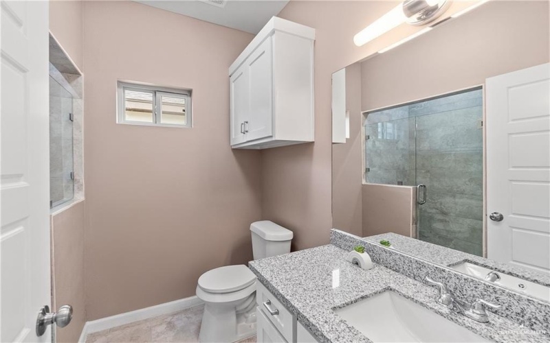 5928 N Playa Del Sol Street, Edinburg, TX 78542, 3 Bedrooms Bedrooms, ,2 BathroomsBathrooms,Residential,For Sale,5928 N Playa Del Sol Street,0,492228