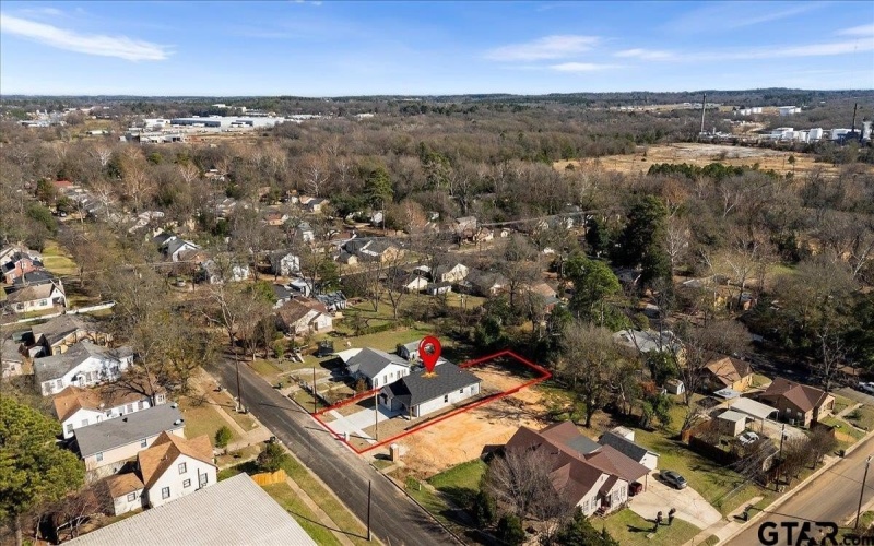 1413 N Summit Ave, Tyler, TX 75702, 3 Bedrooms Bedrooms, ,2 BathroomsBathrooms,Residential,For Sale,1413 N Summit Ave,0,26000699