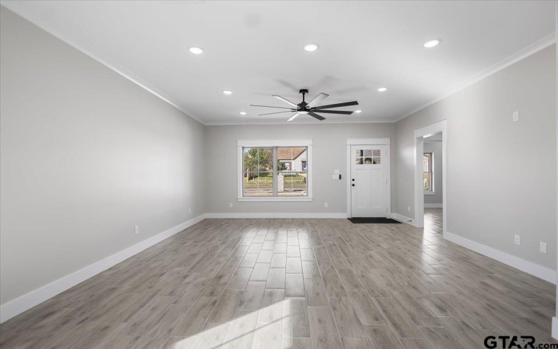 1413 N Summit Ave, Tyler, TX 75702, 3 Bedrooms Bedrooms, ,2 BathroomsBathrooms,Residential,For Sale,1413 N Summit Ave,0,26000699