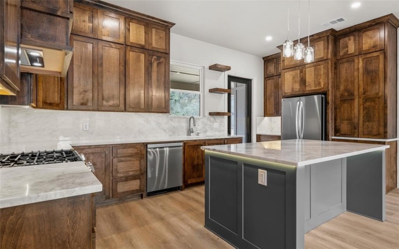 127 Canyon Ridge Drive, Waco, TX 76705, 4 Habitaciones Habitaciones , ,3 BañosBaños,Residential,En Venta,127 Canyon Ridge Drive,0,21142043