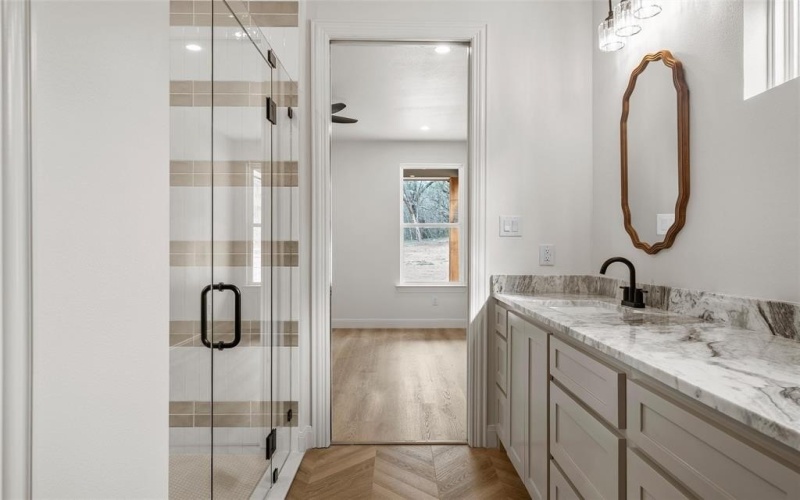 127 Canyon Ridge Drive, Waco, TX 76705, 4 Habitaciones Habitaciones , ,3 BañosBaños,Residential,En Venta,127 Canyon Ridge Drive,0,21142043