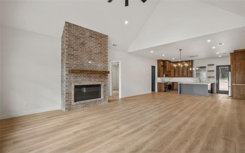 127 Canyon Ridge Drive, Waco, TX 76705, 4 Habitaciones Habitaciones , ,3 BañosBaños,Residential,En Venta,127 Canyon Ridge Drive,0,21142043