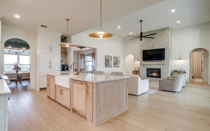 12491 Bella Crossing Drive, Fort Worth, TX 76126, 4 Habitaciones Habitaciones , ,3 BañosBaños,Residential,En Venta,12491 Bella Crossing Drive,0,21149480