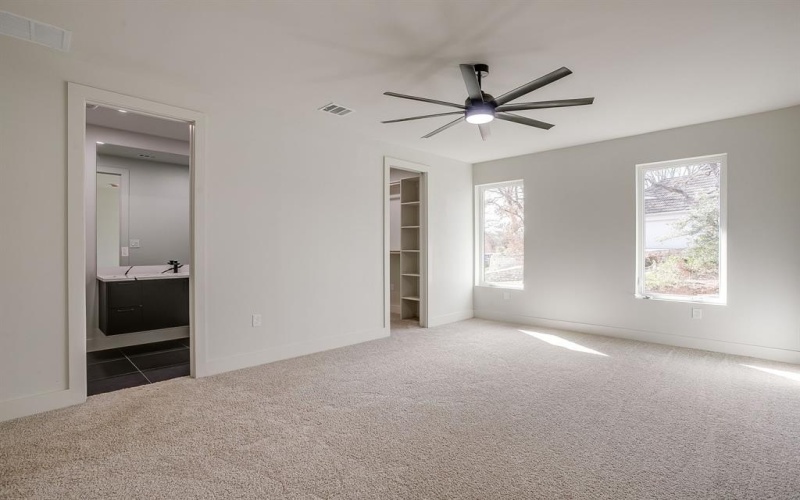 6301 Tiffany Oaks Lane, Arlington, TX 76016, 5 Habitaciones Habitaciones , ,6 BañosBaños,Residential,En Venta,6301 Tiffany Oaks Lane,0,21150863