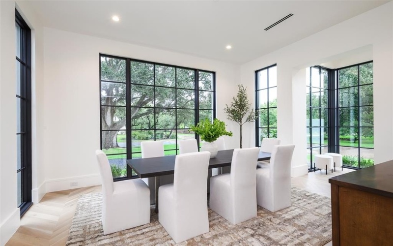 4407 San Gabriel Drive, Dallas, TX 75229, 4 Bedrooms Bedrooms, ,5 BathroomsBathrooms,Residential,For Sale,4407 San Gabriel Drive,0,21151859