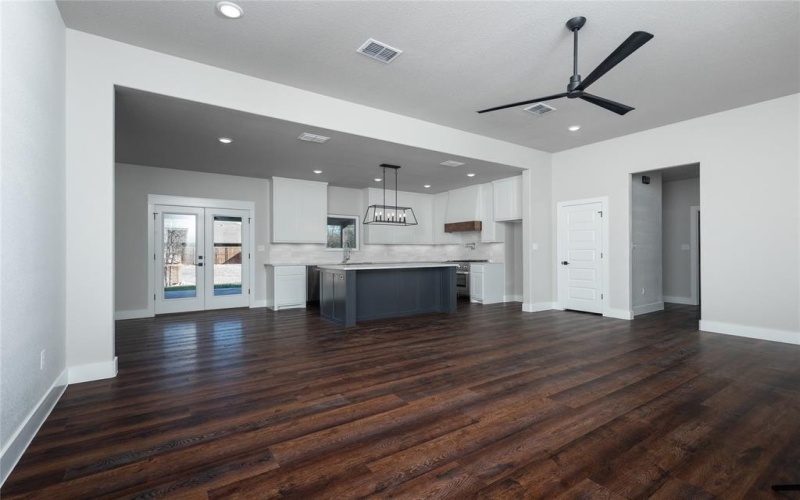 1007 Westwood Drive, Graham, TX 76450, 3 Habitaciones Habitaciones , ,2 BañosBaños,Residential,En Venta,1007 Westwood Drive,0,21152024