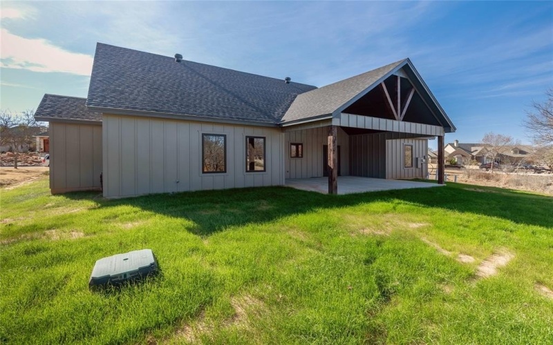 1007 Westwood Drive, Graham, TX 76450, 3 Habitaciones Habitaciones , ,2 BañosBaños,Residential,En Venta,1007 Westwood Drive,0,21152024