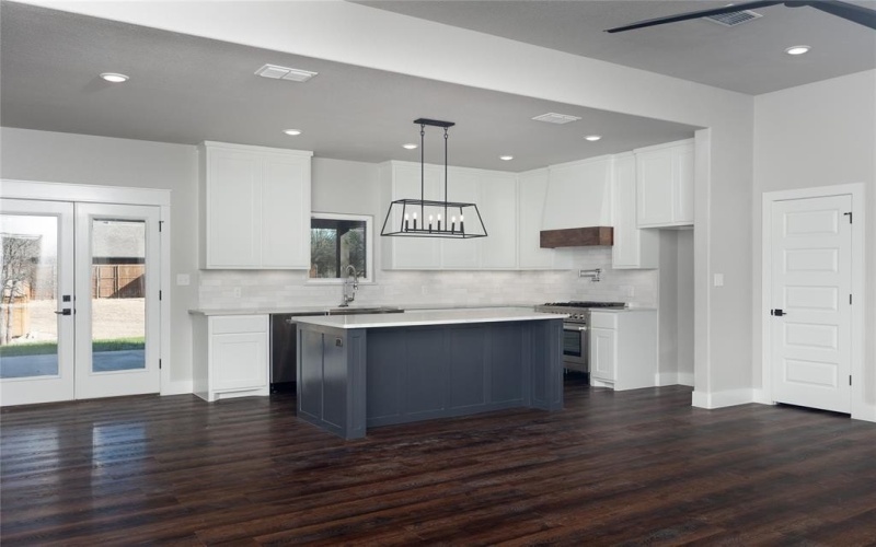 1007 Westwood Drive, Graham, TX 76450, 3 Habitaciones Habitaciones , ,2 BañosBaños,Residential,En Venta,1007 Westwood Drive,0,21152024