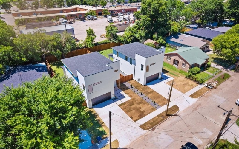 2828 Rochester Street, Dallas, TX 75215, 4 Bedrooms Bedrooms, ,3 BathroomsBathrooms,Residential,For Sale,2828 Rochester Street,0,21152315