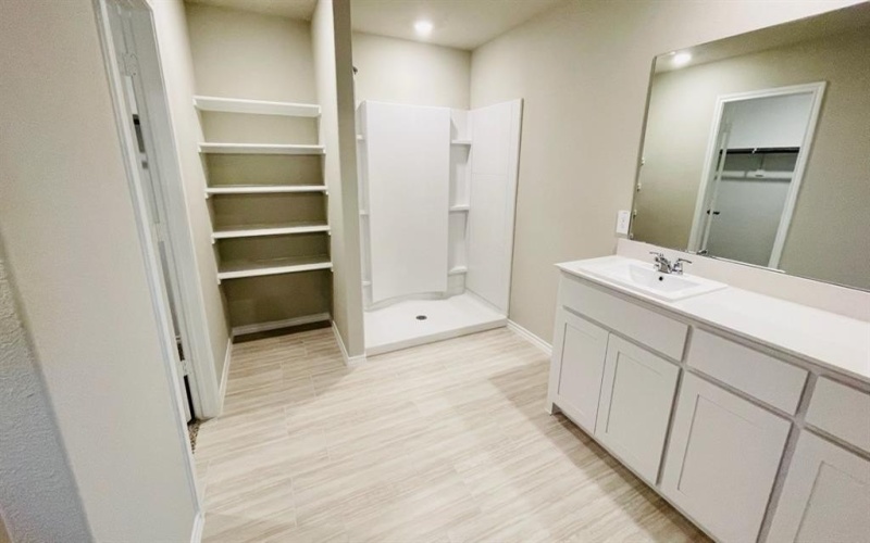 4248 TRICKLING CREEK Lane, Fort Worth, TX 76036, 4 Bedrooms Bedrooms, ,3 BathroomsBathrooms,Residential,For Sale,4248 TRICKLING CREEK Lane,0,21152539