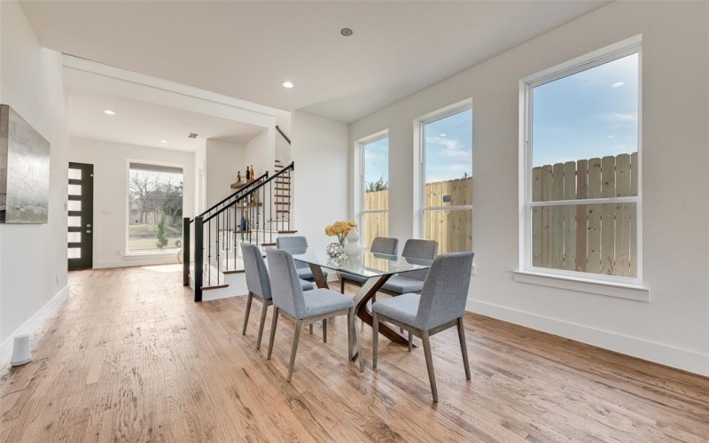 539 W Laureland Road, Dallas, TX 75232, 4 Habitaciones Habitaciones , ,3 BañosBaños,Residential,En Venta,539 W Laureland Road,0,21152615