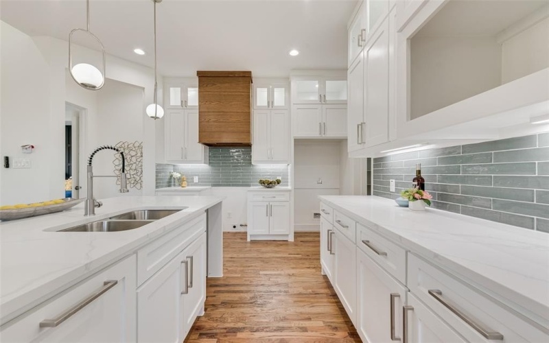 539 W Laureland Road, Dallas, TX 75232, 4 Habitaciones Habitaciones , ,3 BañosBaños,Residential,En Venta,539 W Laureland Road,0,21152615