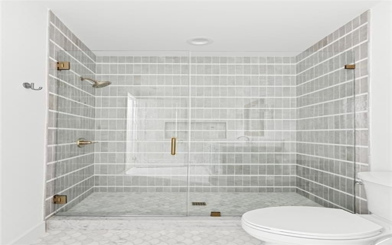 6454 Kenwood Avenue, Dallas, TX 75214, 5 Bedrooms Bedrooms, ,6 BathroomsBathrooms,Residential,For Sale,6454 Kenwood Avenue,0,21153174